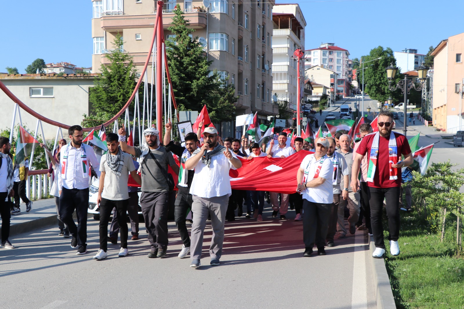 Kavak Özgür Filistin için yürüdü.