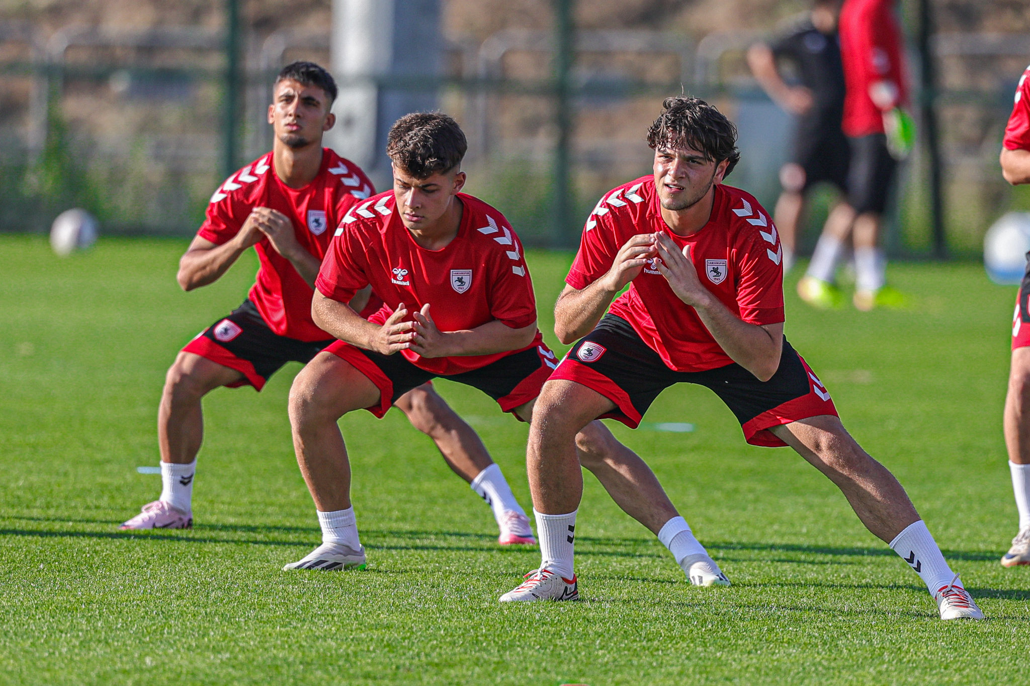 Ve Samsunspor çalışmalara başladı