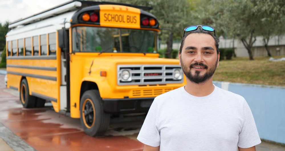 Samsunlu Kadir’in Hayalindeki ‘School Bus’ ile Dünya Turu