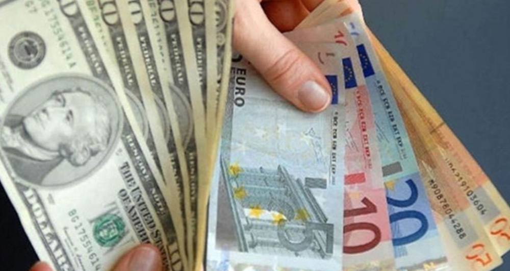 Kapalıçarşı'da Döviz Kurları: Dolar ve Euroda Hafif Dalgalanmalar