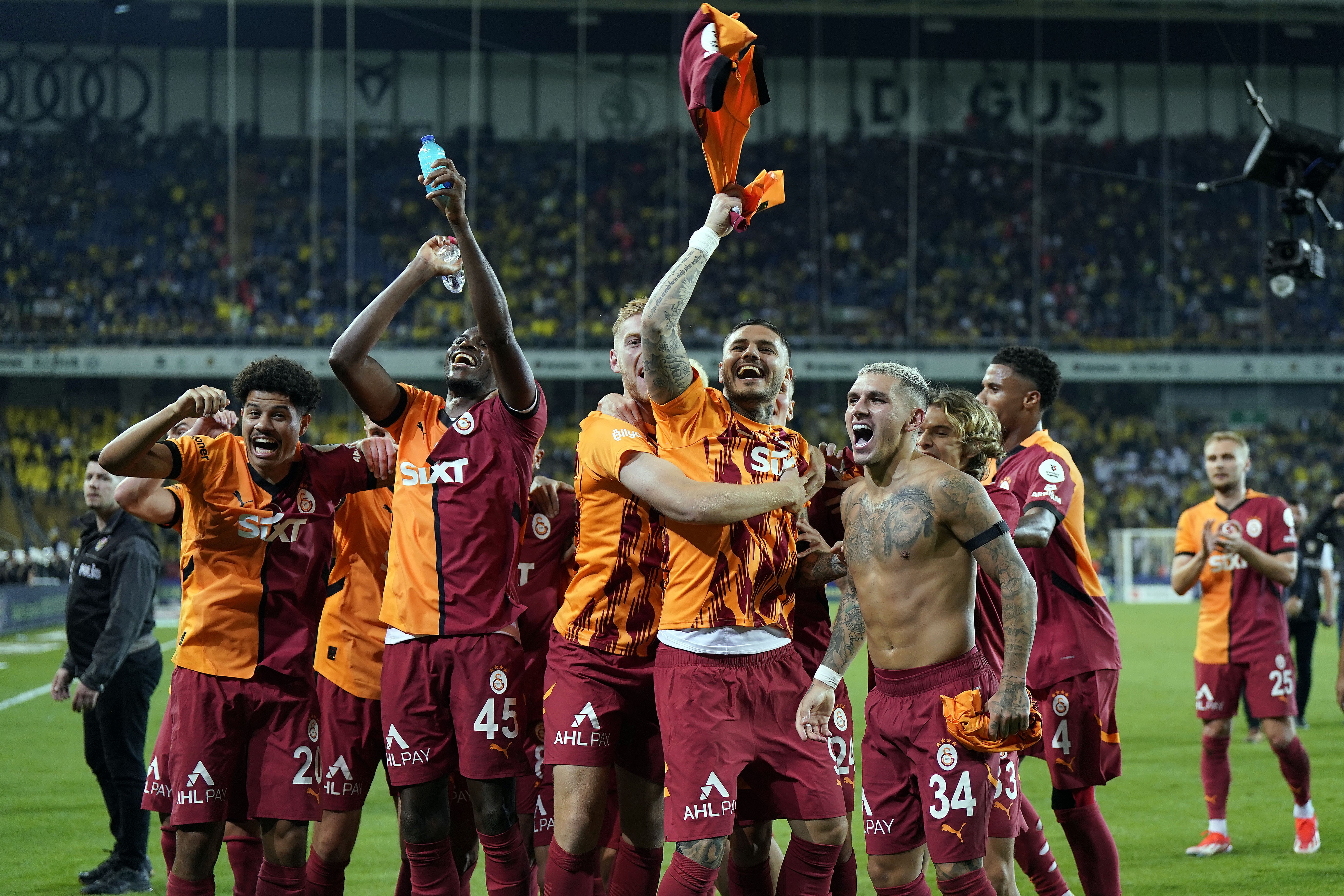 Galatasaray'dan Kadıköy'de Derbi Zaferi!