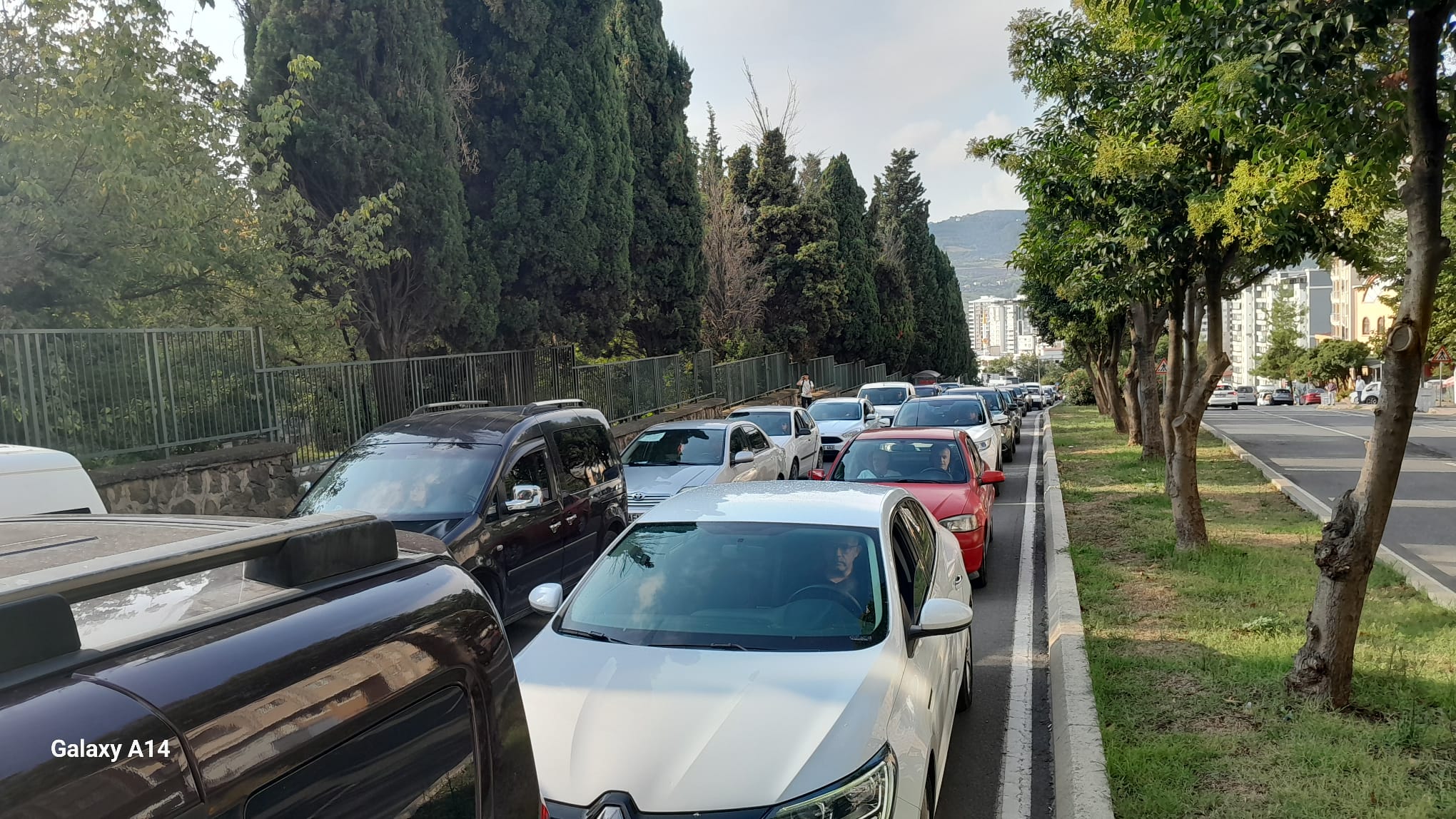 Samsun sabah trafiğinde okul yoğunluğu