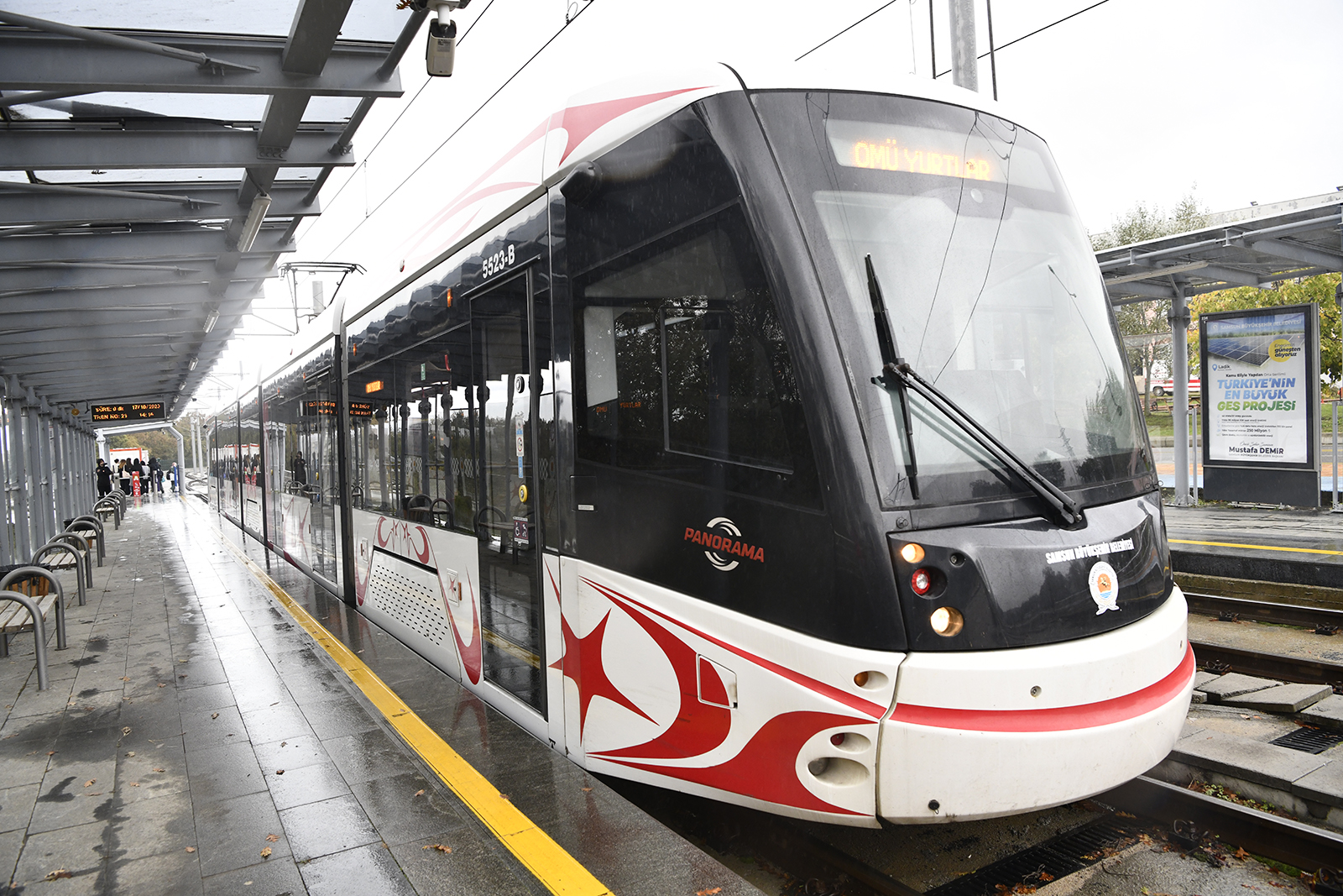 Tramvay Öğrenciye Çarptı