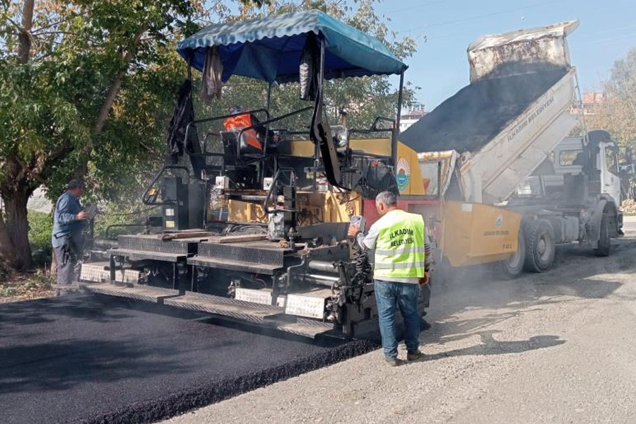 İlkadım'da yollar kışa hazırlanıyor