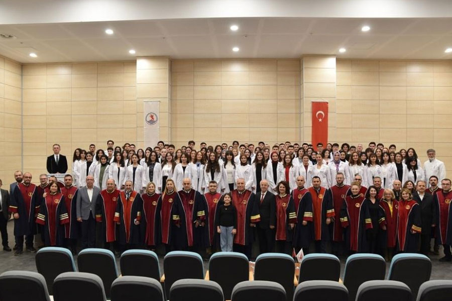 Samsun'da veteriner hekim adayları mesleğe ilk adımı attı